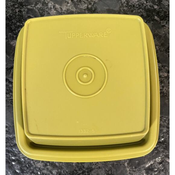 Tupperware Vintage Pickle Keeper Clear w/Avocado Green 3 Pieces 1332-5 Lid - Picture 6 of 9